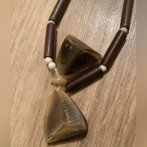 handmade new vintage Horn beaded necklace - Picture 10 of 12